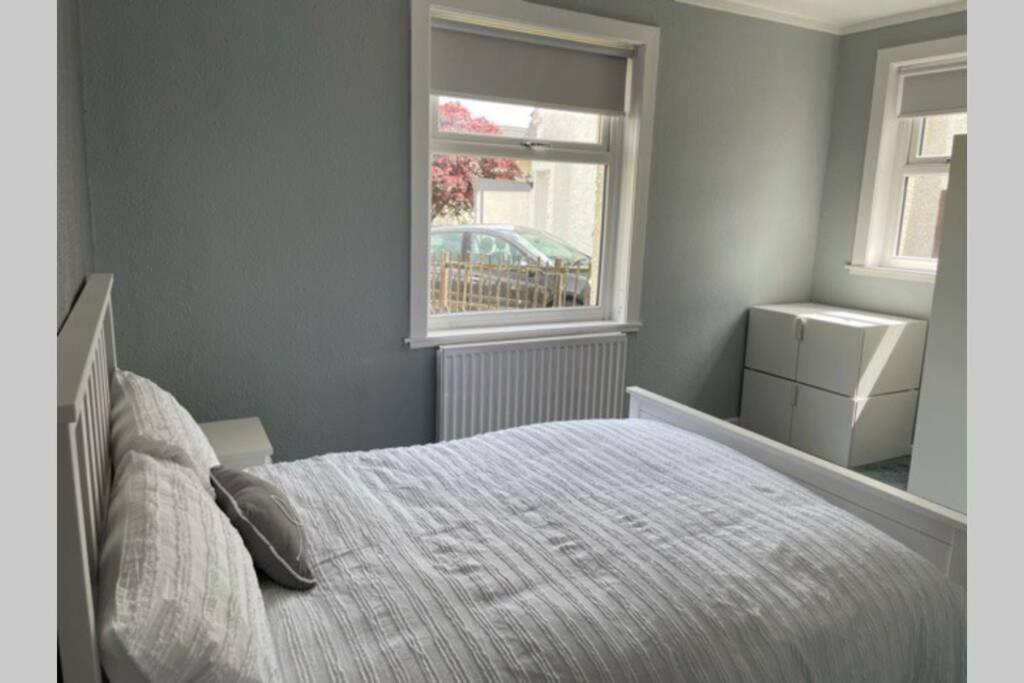 Beautiful Two Bedroom Flat By The Loch Balloch Dış mekan fotoğraf